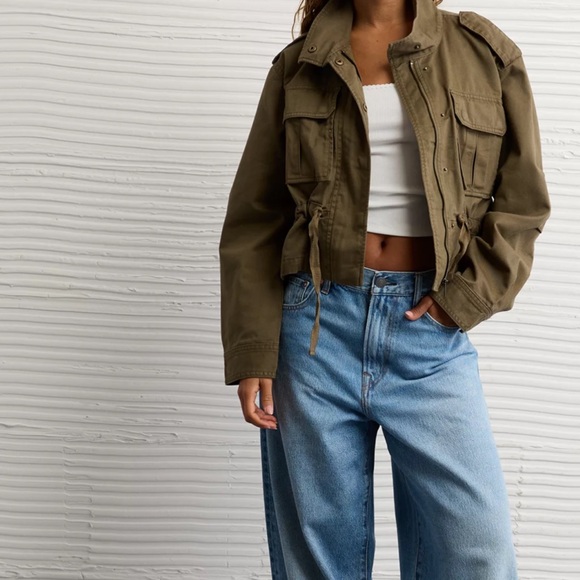 American Eagle Women’s Peplum Military Jacket - Picture 3 of 3